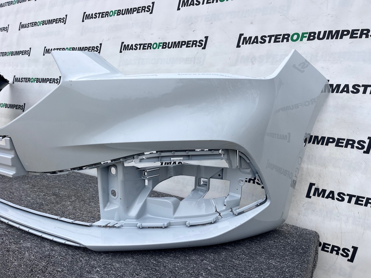 Seat Leon Fr Mk4 Hatchback Eastate 2021-2024 Front Bumper 6 Pdc Genuine [o618]