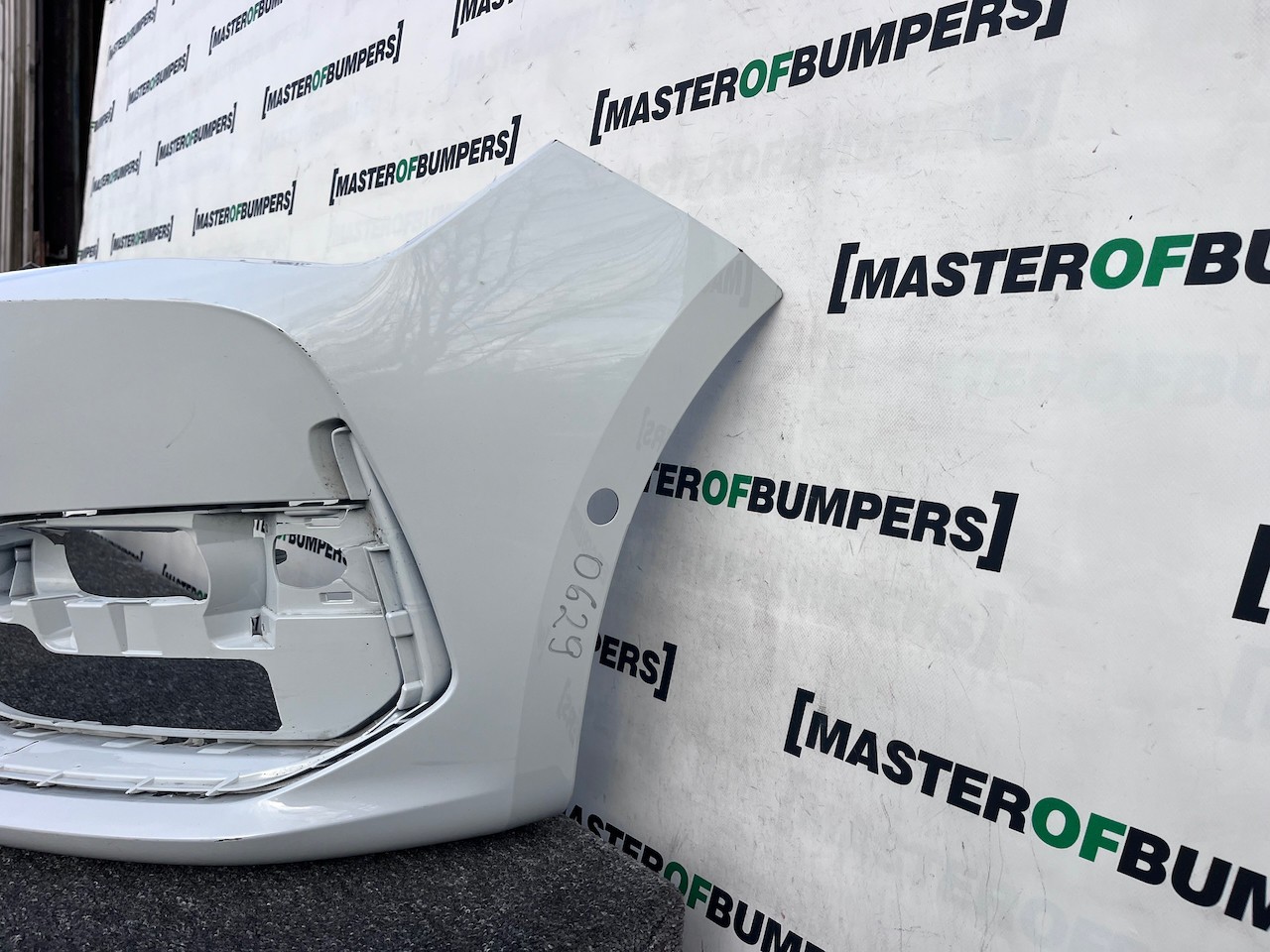 Cupra Leon Fr Hatchback Estate 2021-2025 Front Bumper 6 Pdc Genuine [o629]