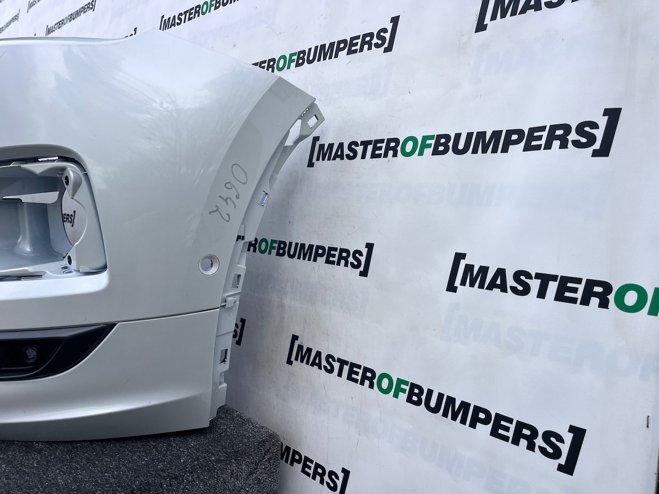 Seat Tarraco Fr Sport Suv 2018-2024 Front Bumper 6 Pdc W/grilles Genuine [o642]