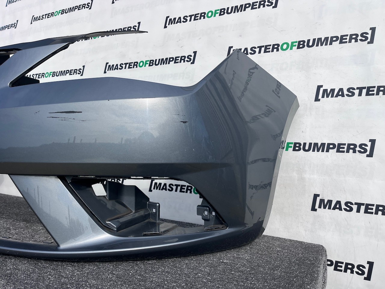 Seat Ibiza Se Tsi Evo Hatchback 2012-2017 Front Bumper No Pdc Genuine [v648]