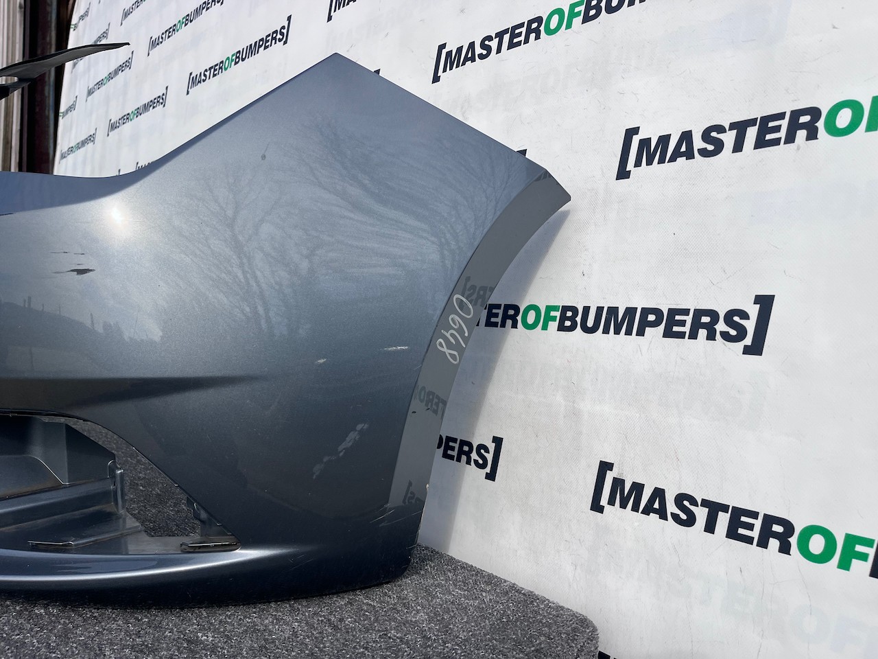 Seat Ibiza Se Tsi Evo Hatchback 2012-2017 Front Bumper No Pdc Genuine [v648]