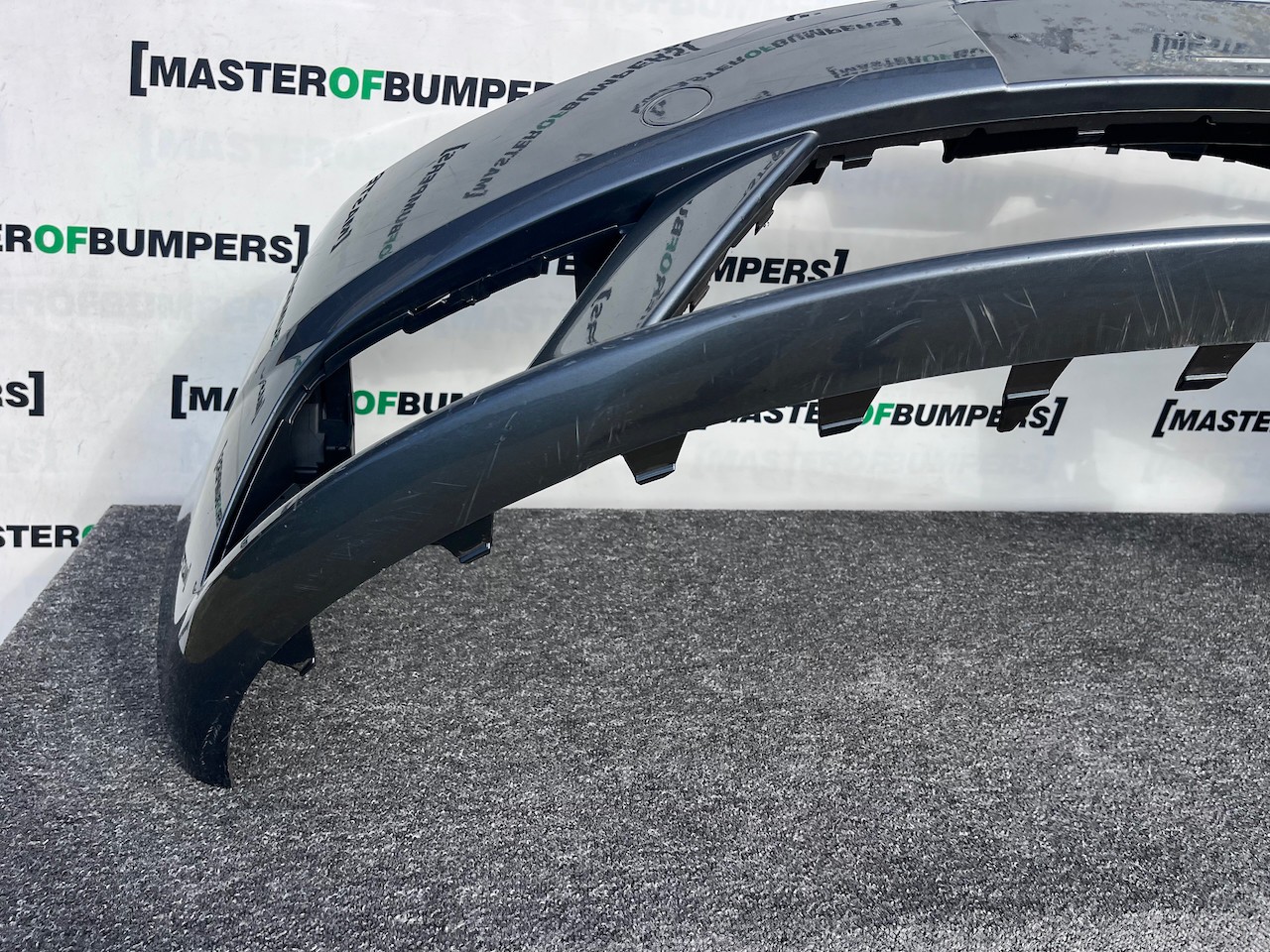 Seat Ibiza Se Tsi Evo Hatchback 2012-2017 Front Bumper No Pdc Genuine [v648]