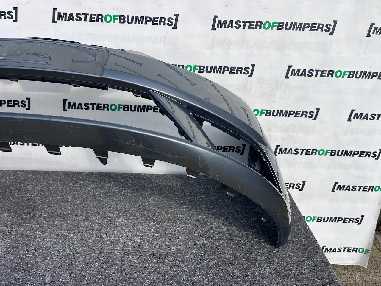 Seat Ibiza Se Tsi Evo Hatchback 2012-2017 Front Bumper No Pdc Genuine [v648]