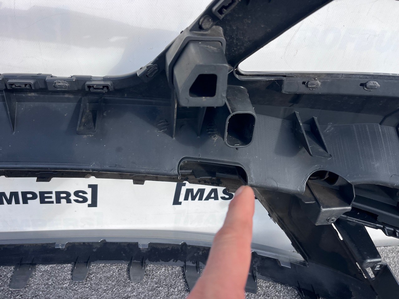 Seat Ibiza Se Tsi Evo Hatchback 2012-2017 Front Bumper No Pdc Genuine [v648]