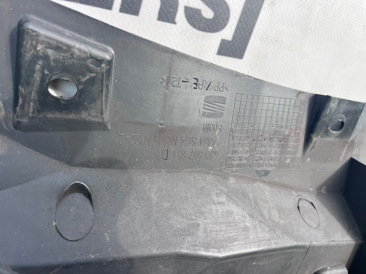 Seat Ibiza Se Tsi Evo Hatchback 2012-2017 Front Bumper No Pdc Genuine [v648]