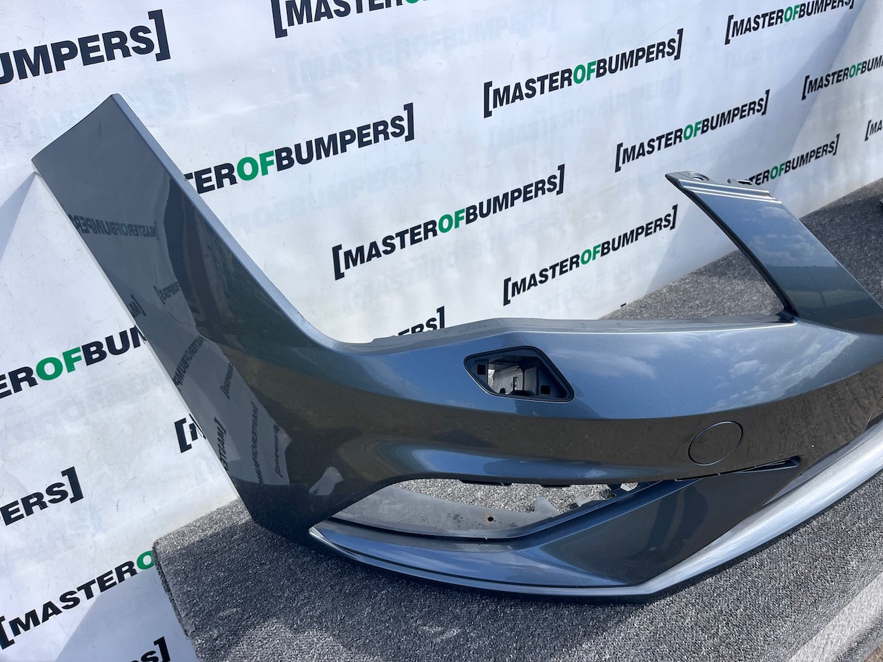 Seat Leon Fr Mk3 Lift Hatchback 2017-2019 Front Bumper No Pdc Jet Genuine [o659]