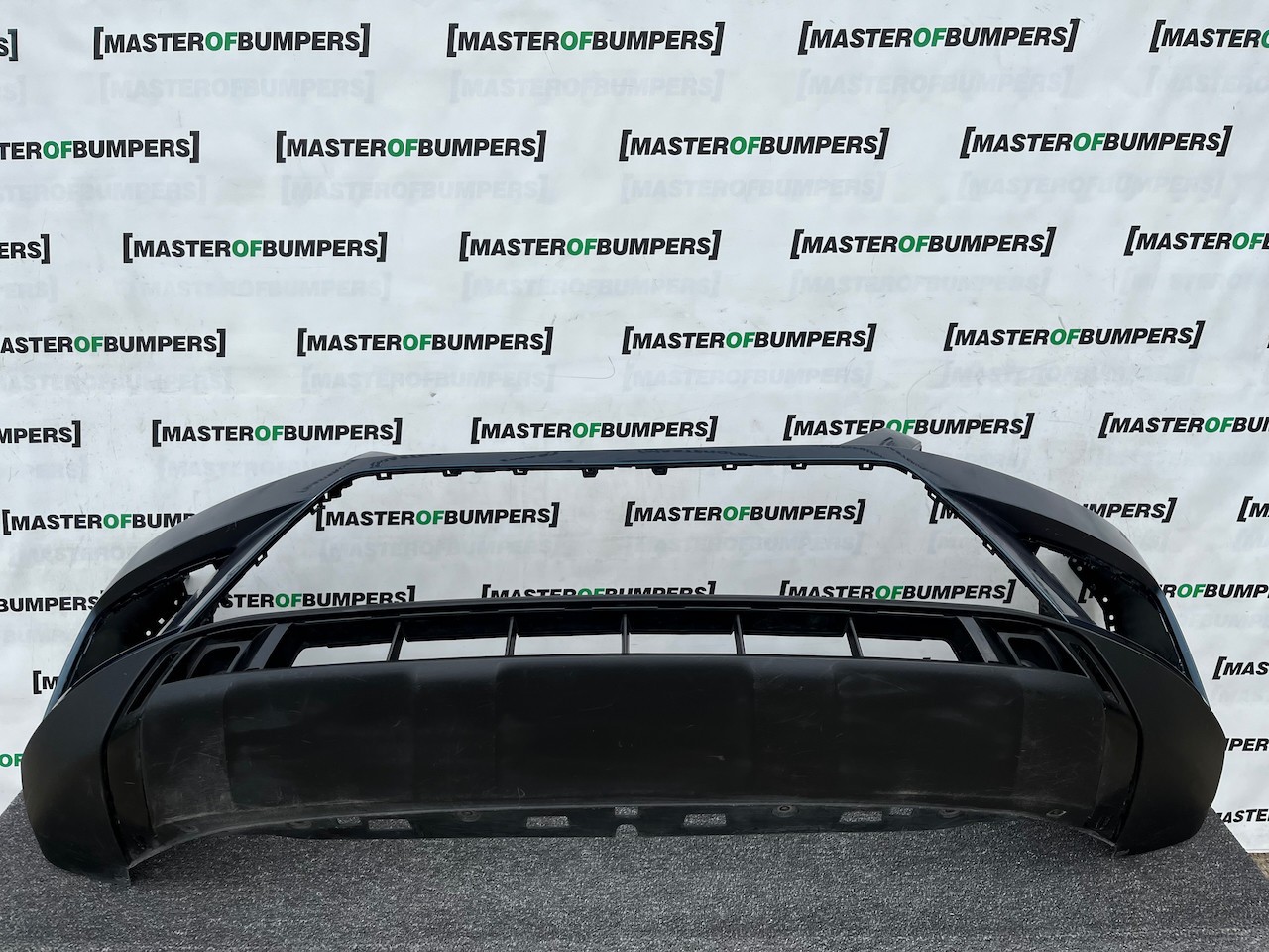 Seat Ateca Experience Tsi Evo Suv 2016-2020 Front Bumper 4 Pdc Genuine [v671]