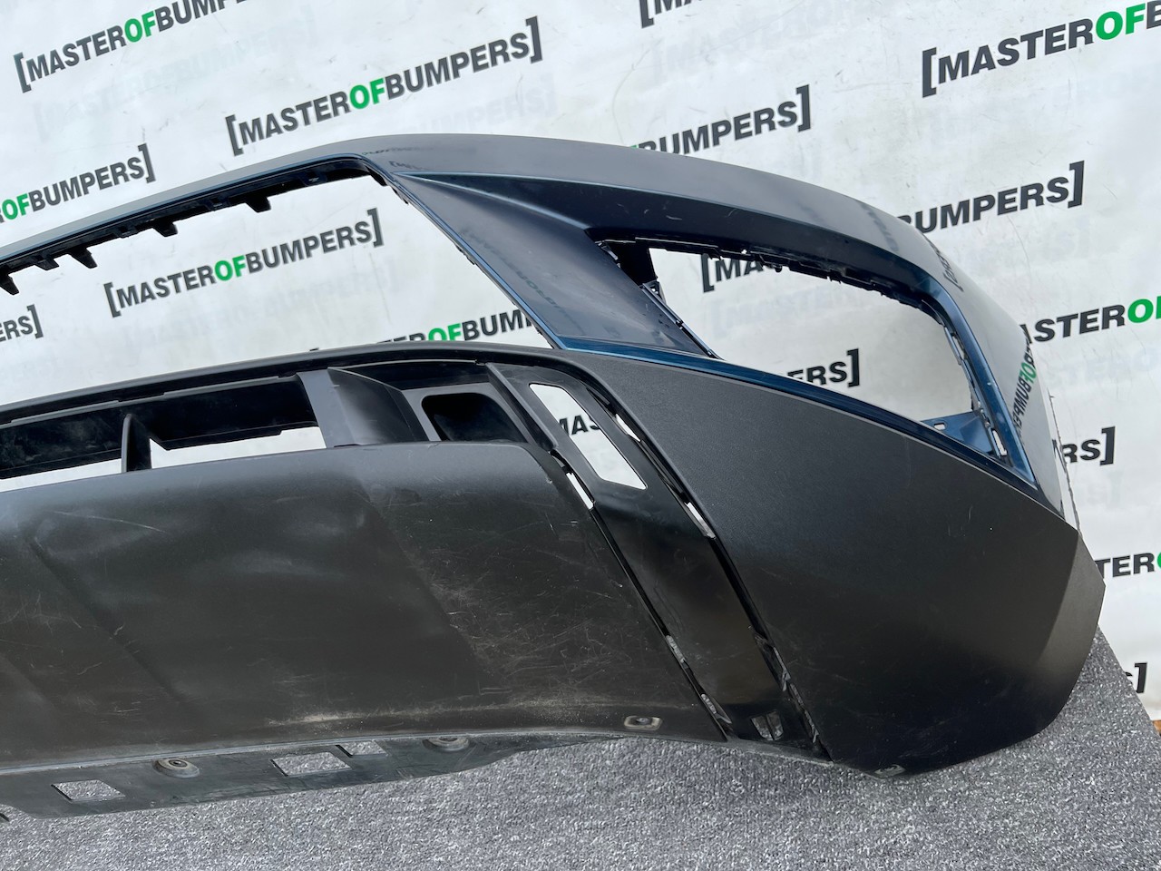 Seat Ateca Experience Tsi Evo Suv 2016-2020 Front Bumper 4 Pdc Genuine [v671]