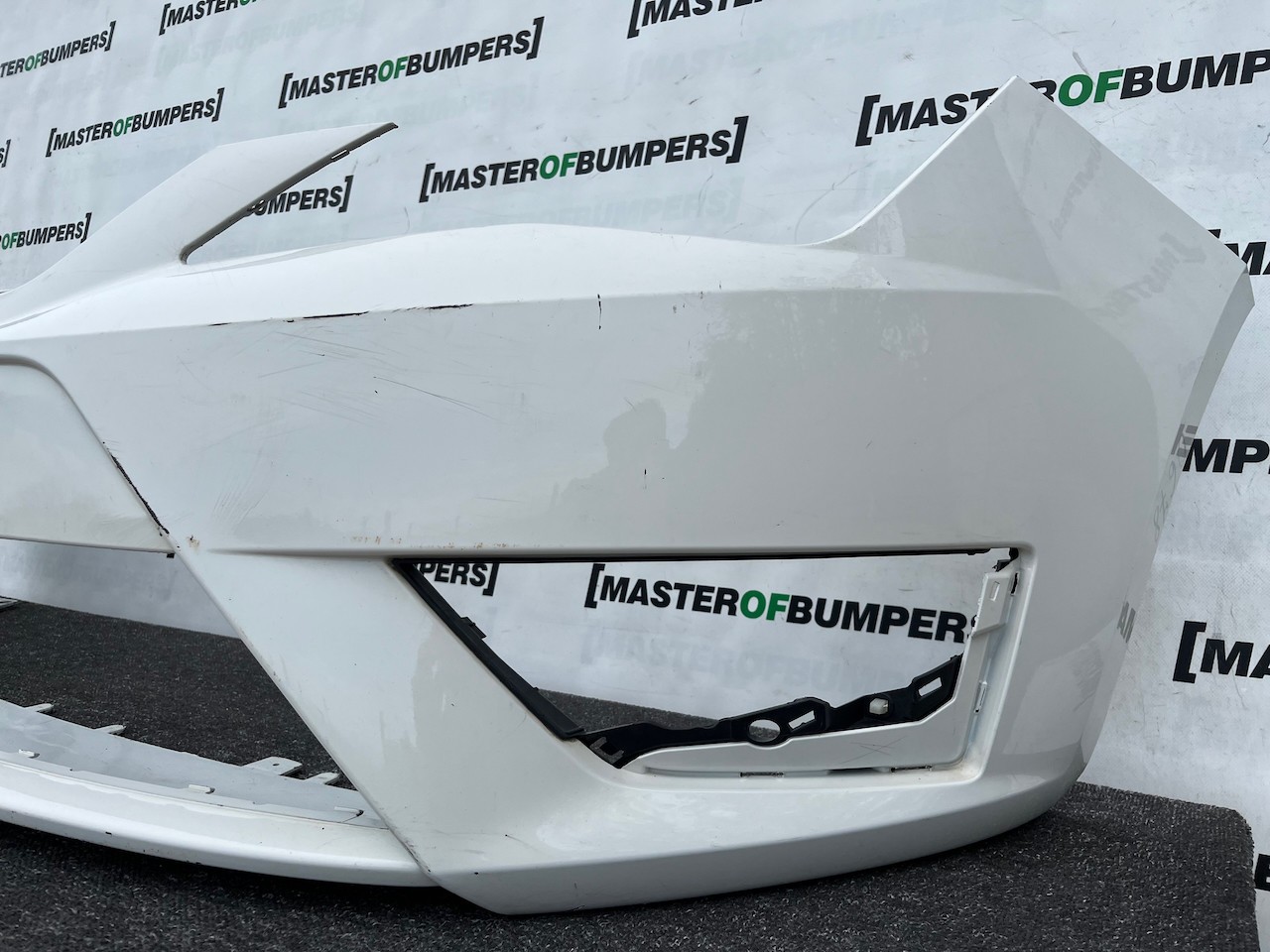 Seat Ibiza Fr Tsi Evo Hatchback 2012-2017 Front Bumper No Pdc Genuine [v678]