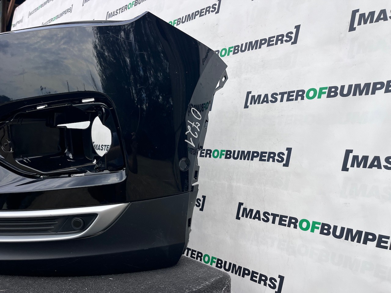 Seat Tarraco Xcellence Suv 2018-2024 Front Bumper 6 Pdc W/grilles Genuine [o721]