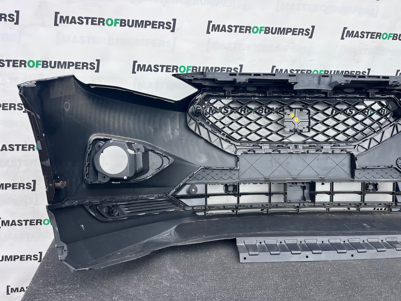 Seat Tarraco Xcellence Suv 2018-2024 Front Bumper 6 Pdc W/grilles Genuine [o721]