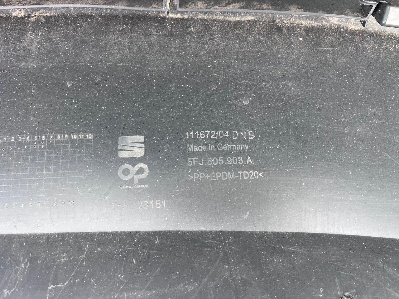 Seat Tarraco Xcellence Suv 2018-2024 Front Bumper 6 Pdc W/grilles Genuine [o721]