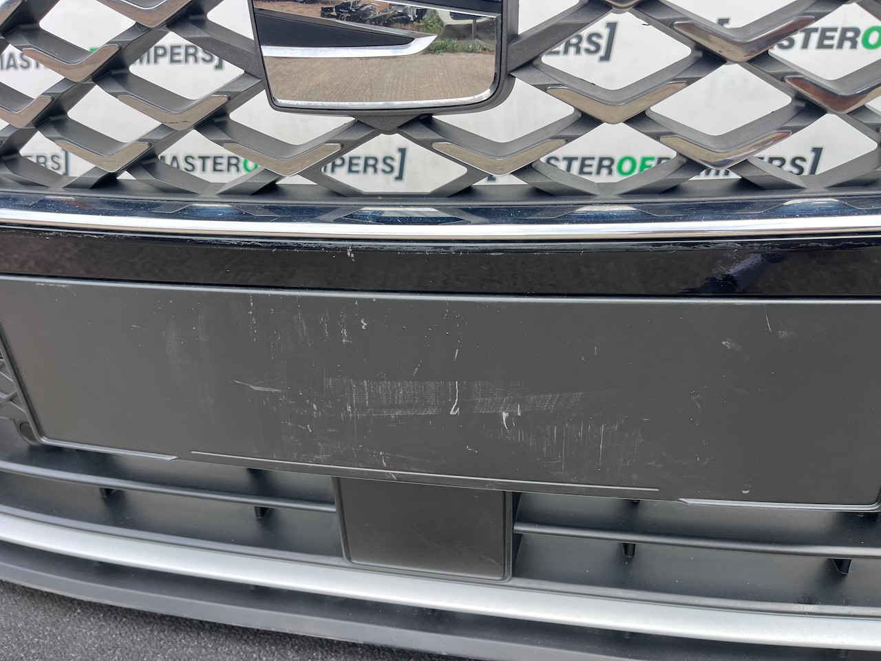 Seat Tarraco Xcellence Suv 2018-2024 Front Bumper 6 Pdc W/grilles Genuine [o721]