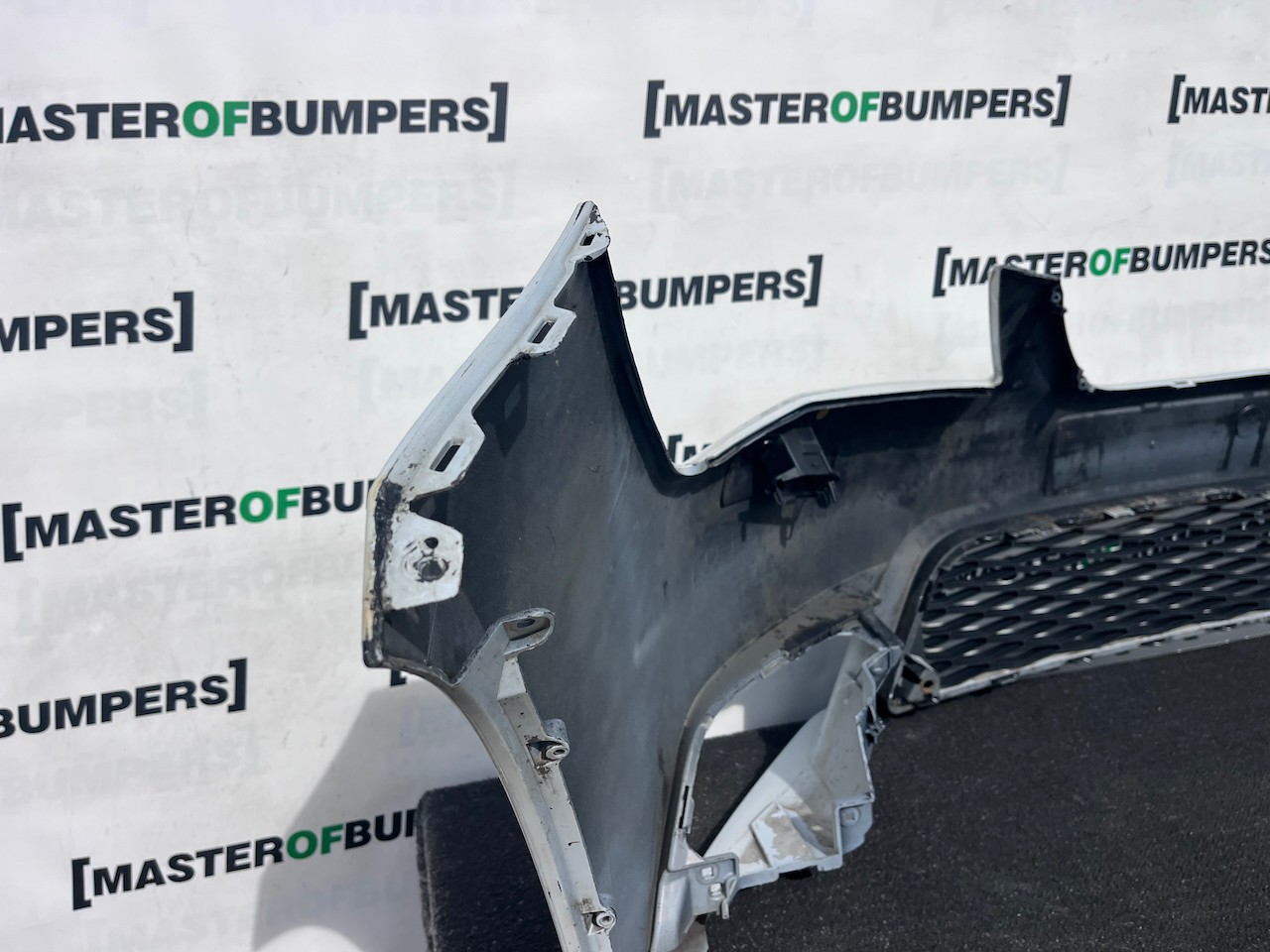 Seat Leon Se Mk3 Hatchback 2017-2020 Front Bumper No Pdc + Jets Genuine [o737]