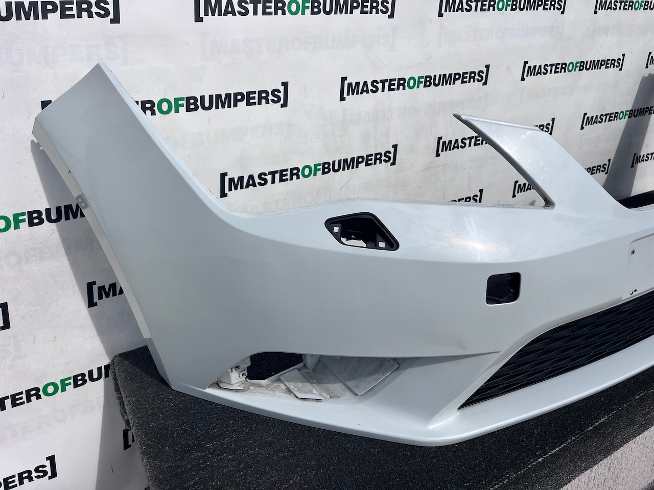 Seat Leon Se Mk3 Hatchback 2017-2020 Front Bumper No Pdc + Jets Genuine [o737]