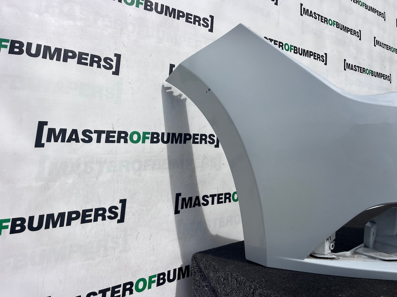 Seat Leon Se Mk3 Hatchback 2017-2020 Front Bumper No Pdc + Jets Genuine [o737]