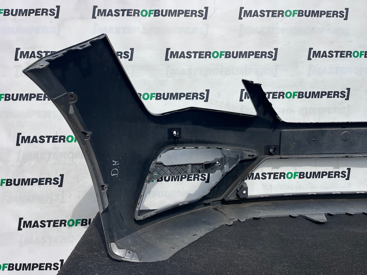 Seat Leon Fr Mk3 Lift Hatchback 2017-2019 Front Bumper 4 Pdc Genuine [o725]
