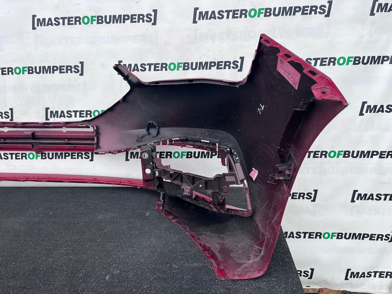 Seat Leon Se /  Xcellence / Fr Mk4 2021-2024 Front Bumper 6 Pdc Genuine [o731]
