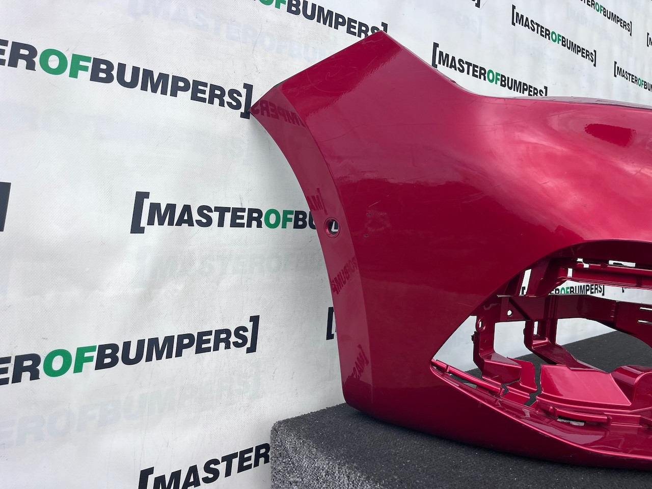 Seat Leon Se /  Xcellence / Fr Mk4 2021-2024 Front Bumper 6 Pdc Genuine [o731]