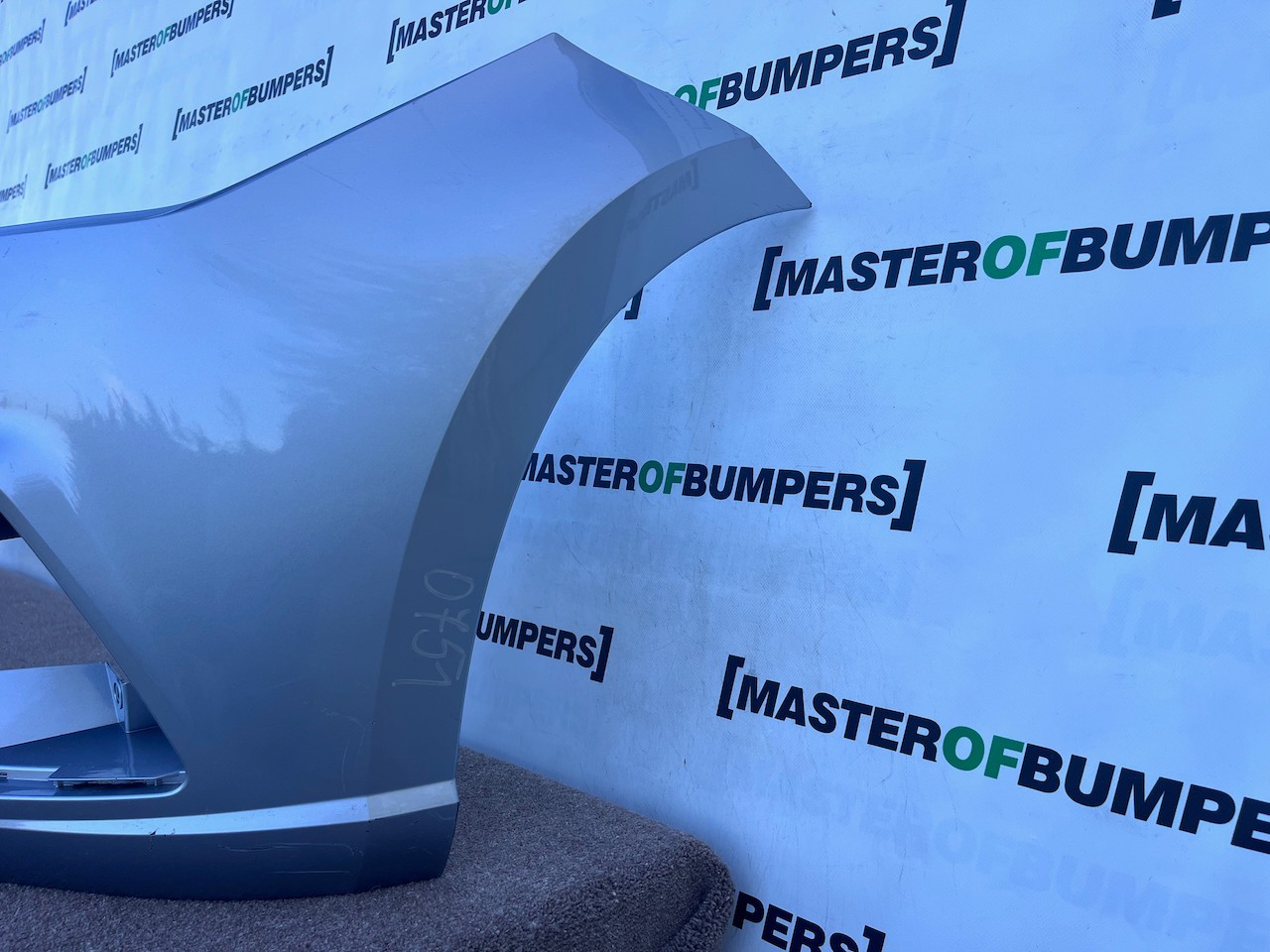 Seat Ibiza Fr Mk5 Hatchback 2017-2022 Front Bumper No Pdc Genuine [o751]