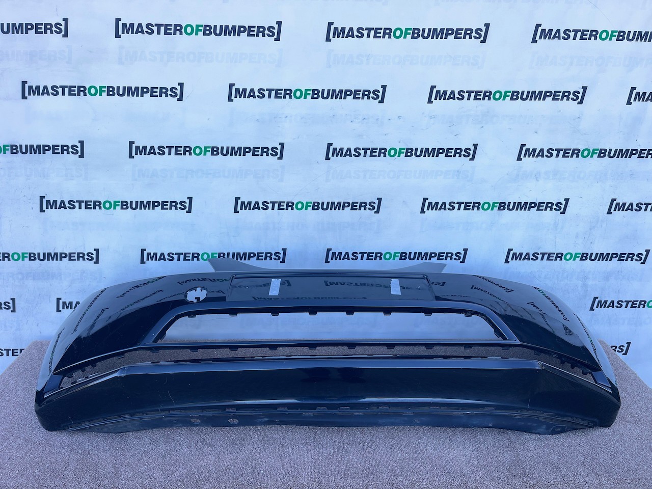 Seat Mii Toca Hatchback 2012-2018 Front Bumper No Fog Lights Genuine [o752]