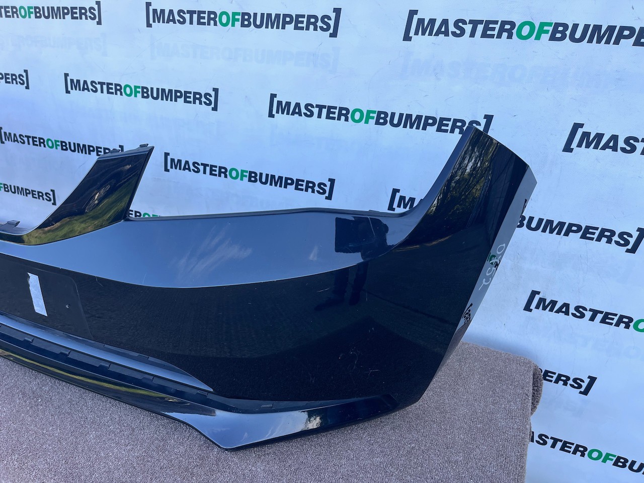 Seat Mii Toca Hatchback 2012-2018 Front Bumper No Fog Lights Genuine [o752]