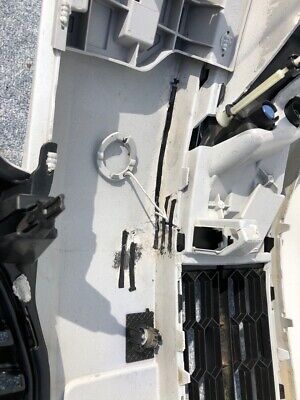 Skoda Octavia 2012-2015 Front Bumper In White Genuine [s97]