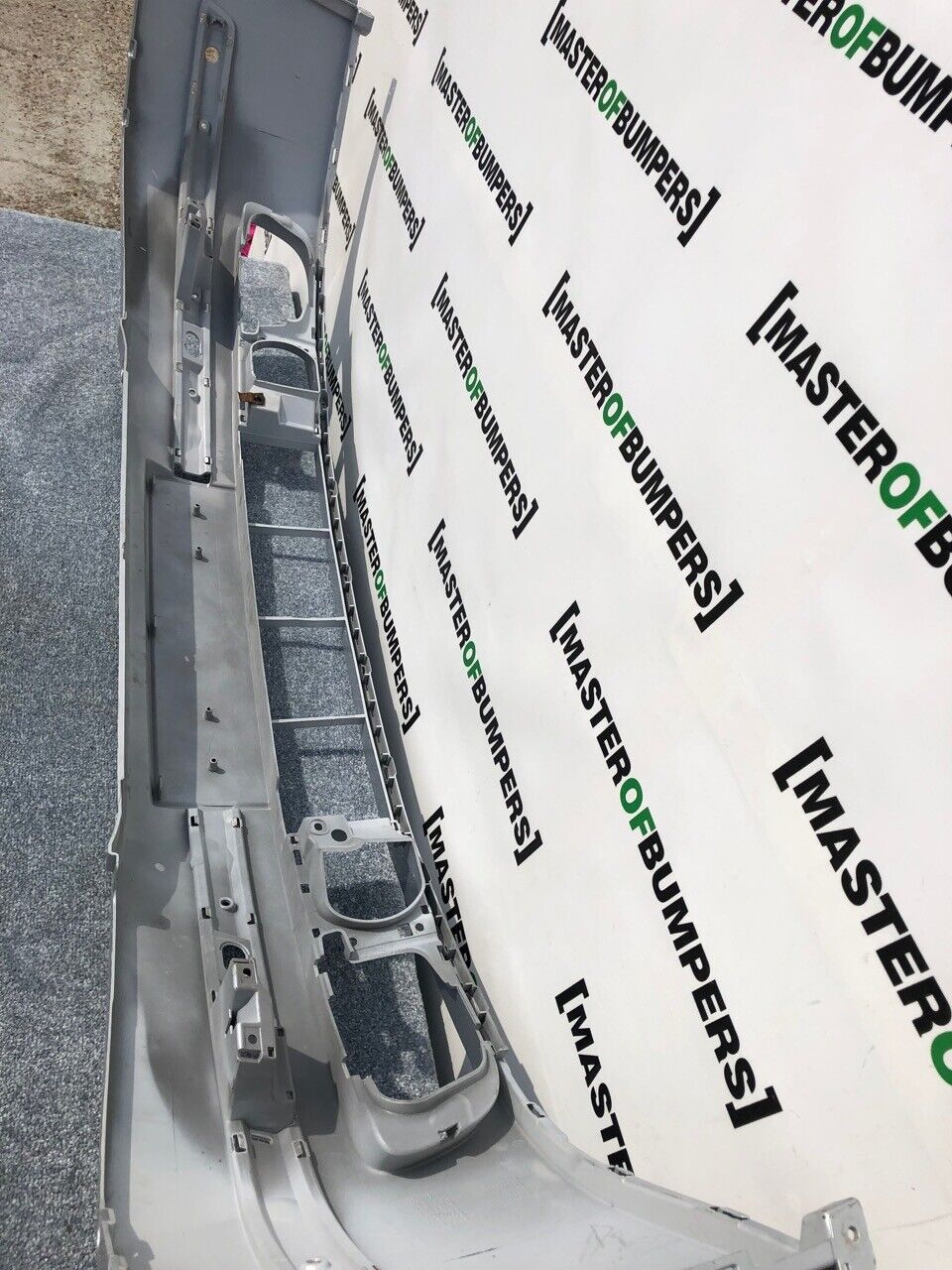 Skoda Octavia 1z 2004-2008 Front Bumper In Silver Genuine [s174]