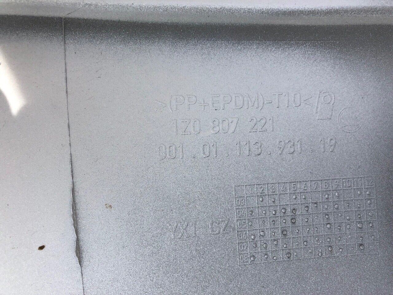 Skoda Octavia 1z 2004-2008 Front Bumper In Silver Genuine [s174]