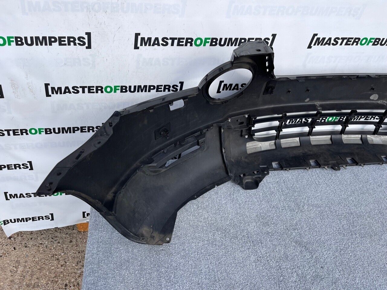 Skoda Yeti Mk1 2009-2014 Front Bumper 4 Pdc + Jets Genuine [s329]