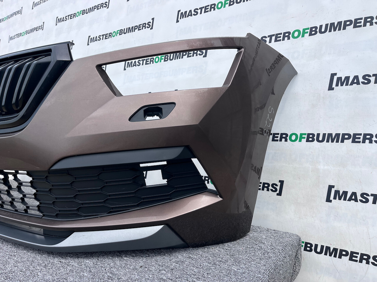 Skoda Kamiq Se L Edition Mk1 2019-2023 Front Bumper 4 Pdc + Jets Genuine [s225]