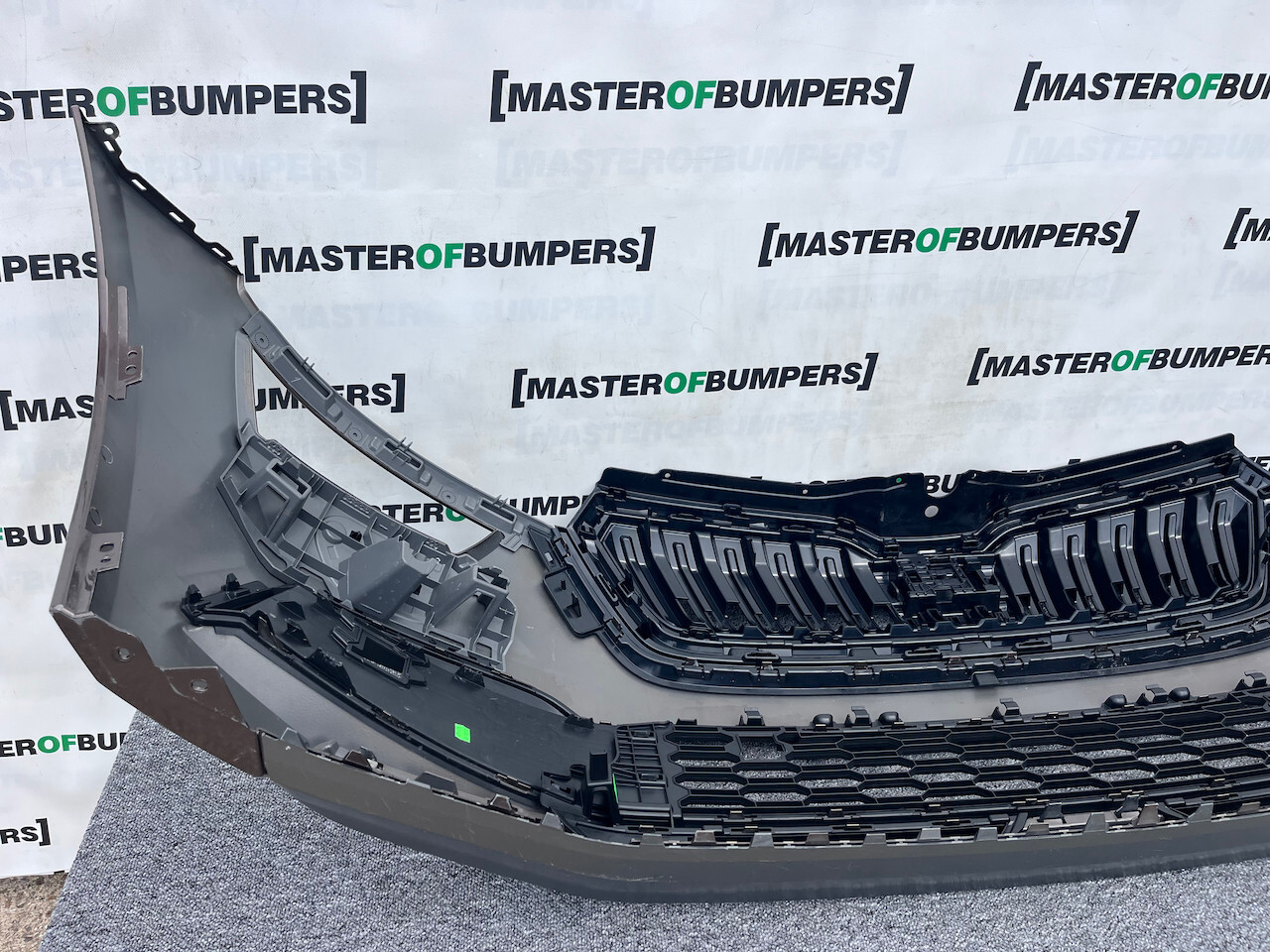 Skoda Kamiq Se L Edition Mk1 2019-2023 Front Bumper 4 Pdc + Jets Genuine [s225]