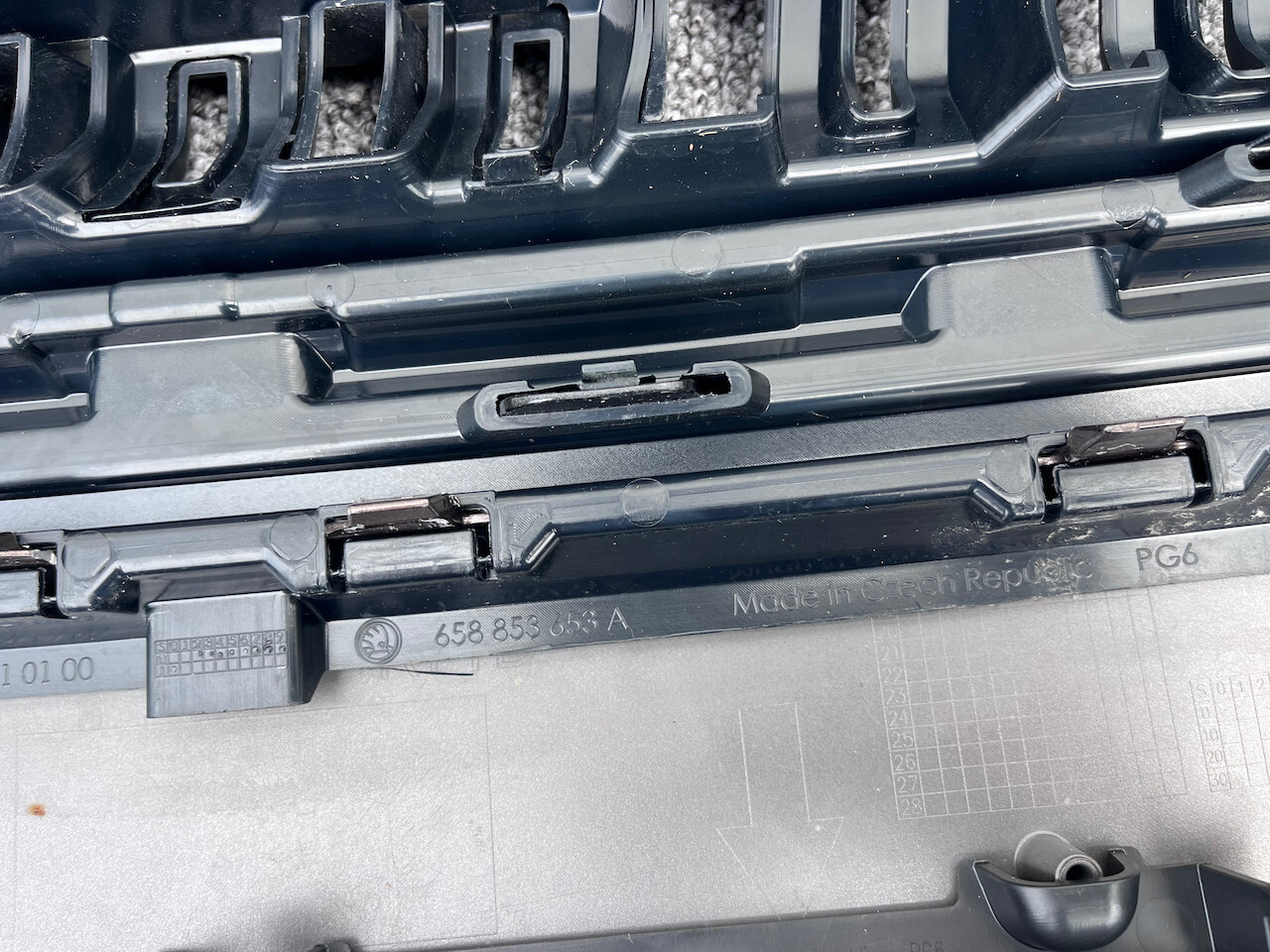 Skoda Kamiq Se L Edition Mk1 2019-2023 Front Bumper 4 Pdc + Jets Genuine [s225]