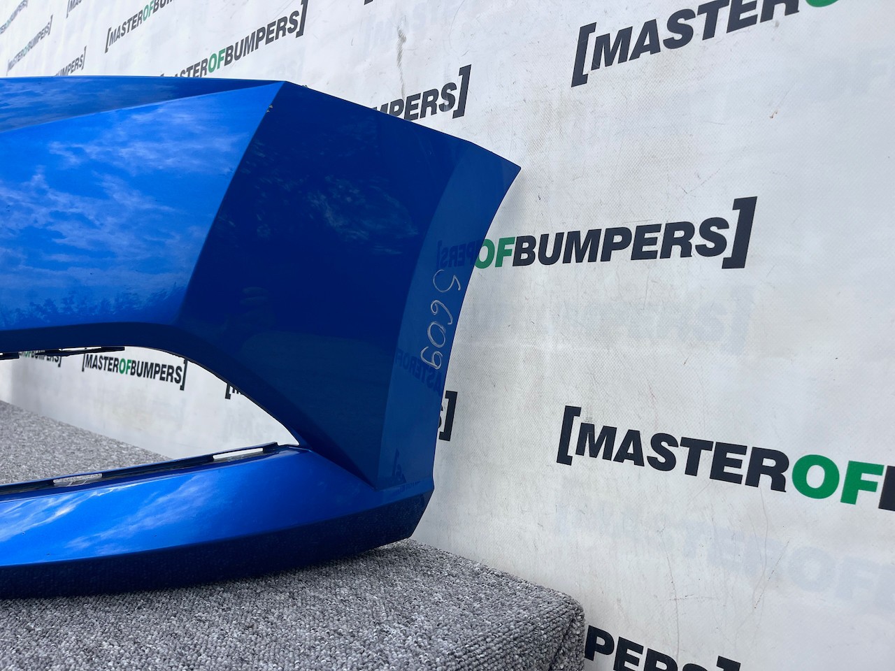 Skoda Fabia Hatchabck Esta Mk3 Lift 2018-2021 Front Bumper No Pdc Genuine [s609]