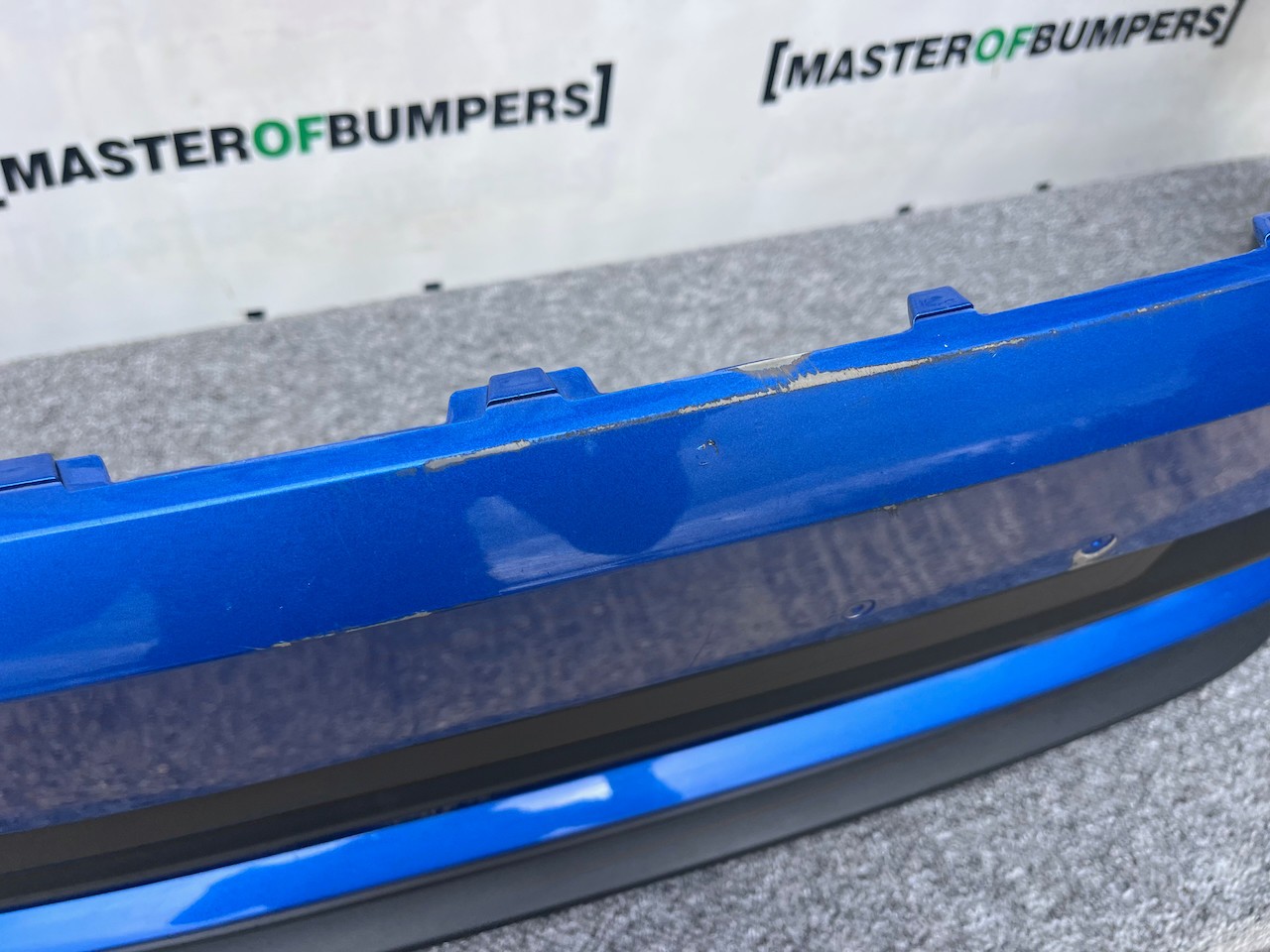 Skoda Kodiaq Se Basic Mk1 2016-2021 Front Bumper Blue 4 Pdc Genuine [s618]