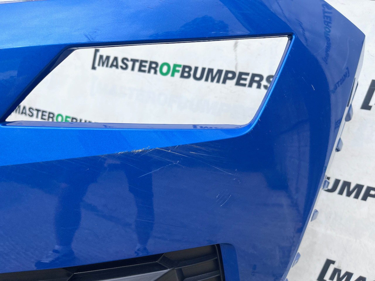 Skoda Kodiaq Se Basic Mk1 2016-2021 Front Bumper Blue 4 Pdc Genuine [s618]