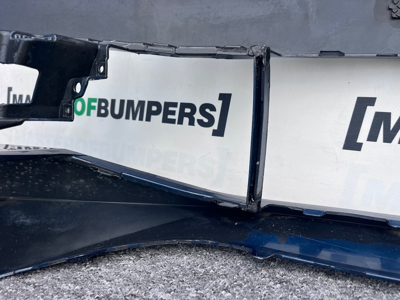 Skoda Superb Salon Estate Mk3 2015-2019 Front Bumper 4 Pdc +jets Genuine [s631]