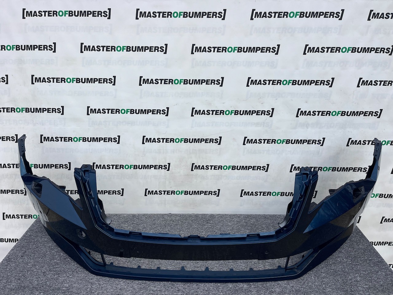 Skoda Superb Salon Estate Mk3 2015-2019 Front Bumper 4 Pdc +jets Genuine [s631]