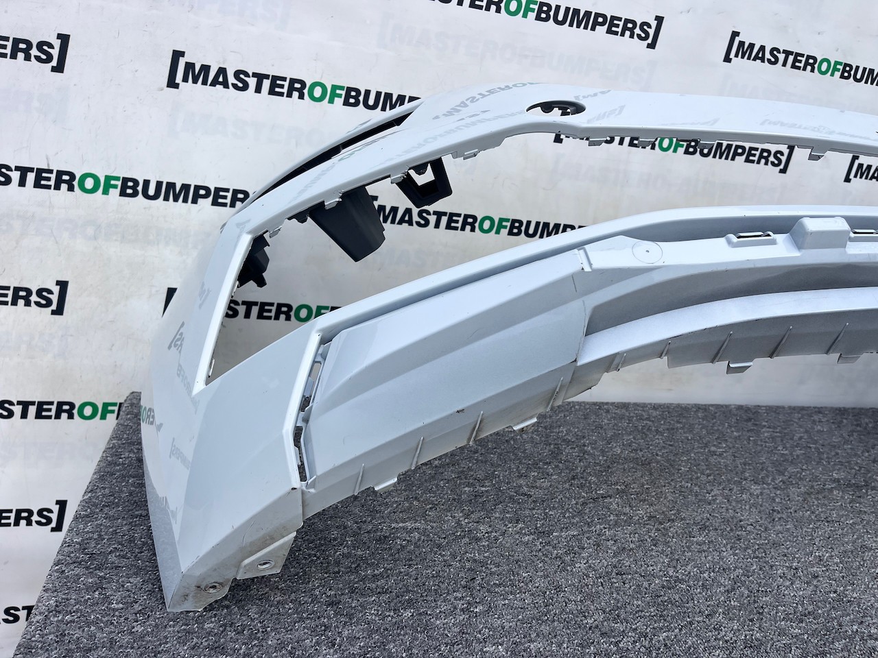 Skoda Kamiq Monte Carlo Se 2019-2023 Front Bumper Pdc Genuine [s632]