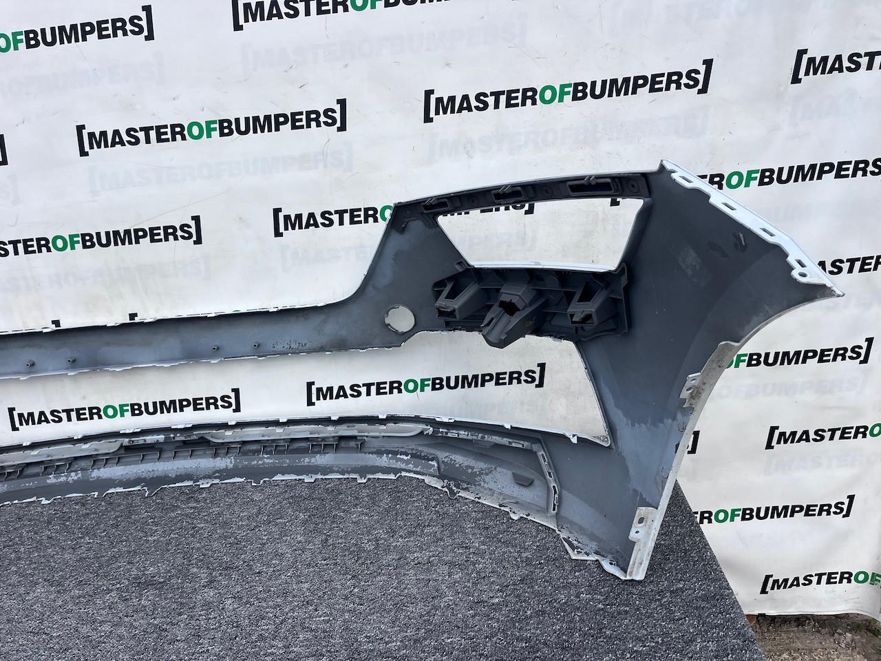 Skoda Kamiq Monte Carlo Se 2019-2023 Front Bumper Pdc Genuine [s632]