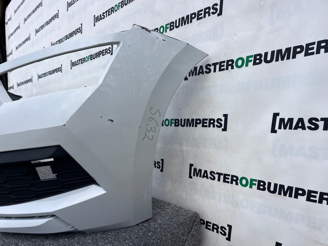 Skoda Kamiq Monte Carlo Se 2019-2023 Front Bumper Pdc Genuine [s632]