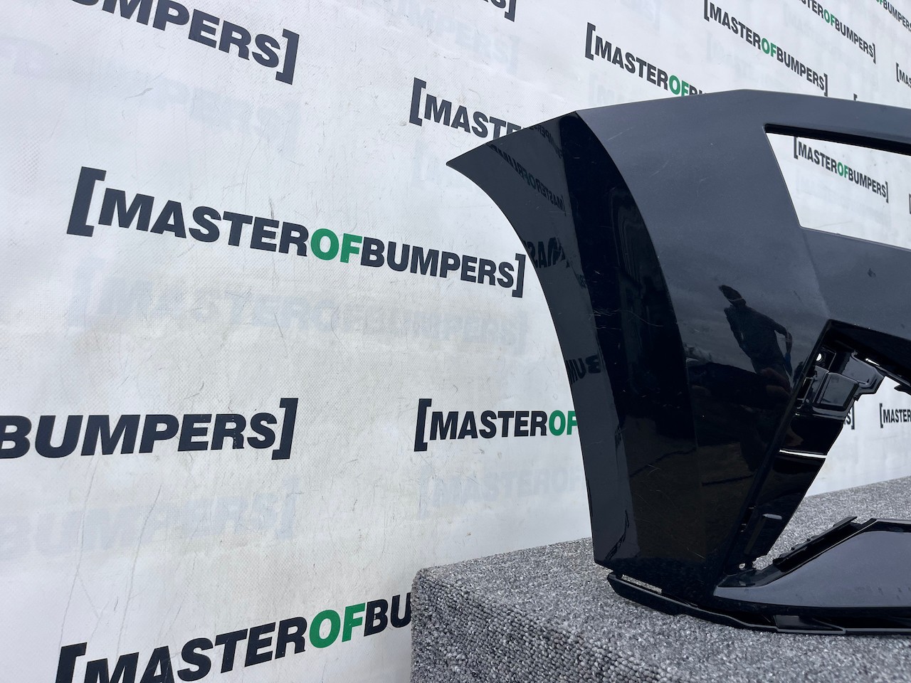 Skoda Karoq Se Active Mk1 Lift 2022-2024 Front Bumper Pdc + Jets Genuine [s636]