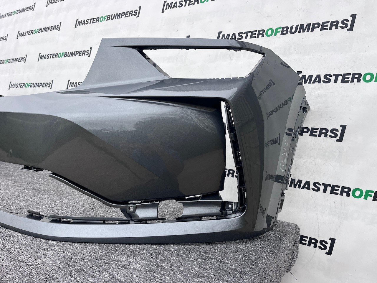 Skoda Kodiaq Se Sel Mk2 Suv 2024-on Front Bumper 4 Pdc Genuine [s639]