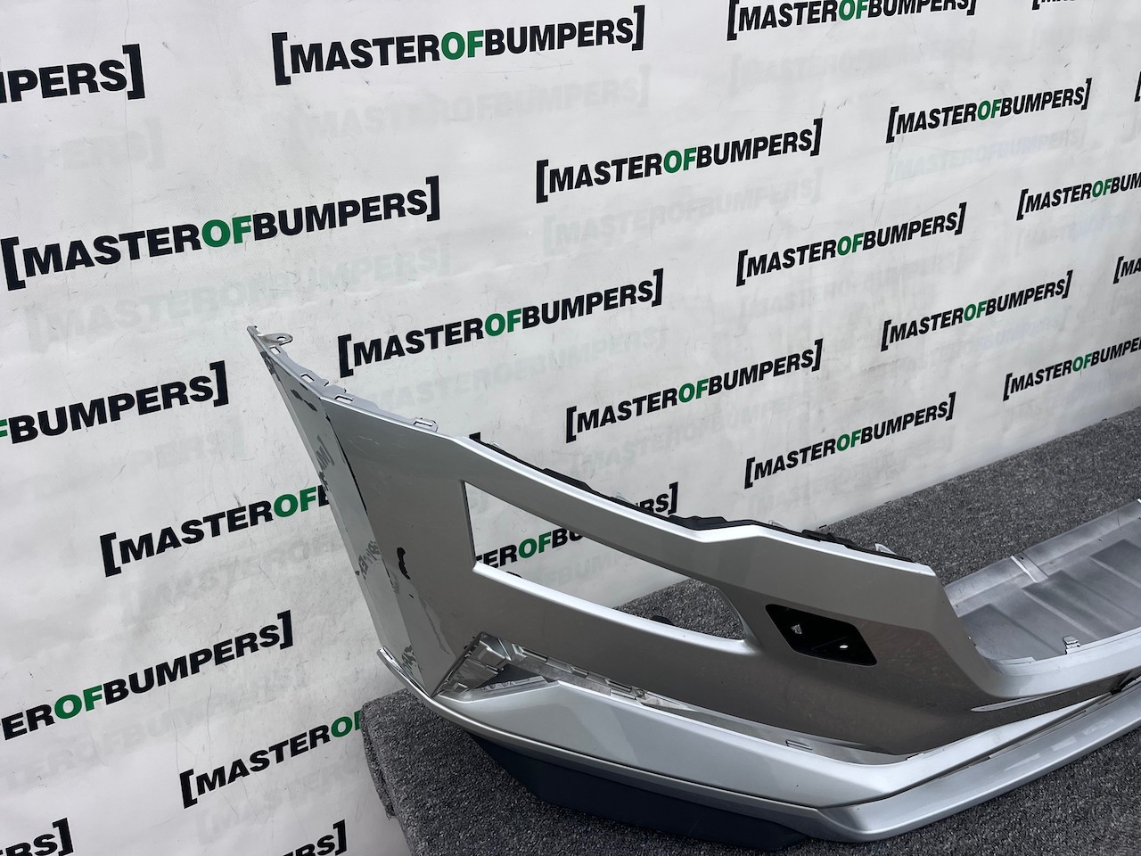 Skoda Karoq Sport Line Mk1 Lift 2022-2024 Front Bumper Pdc + Jets Genuine [s649]