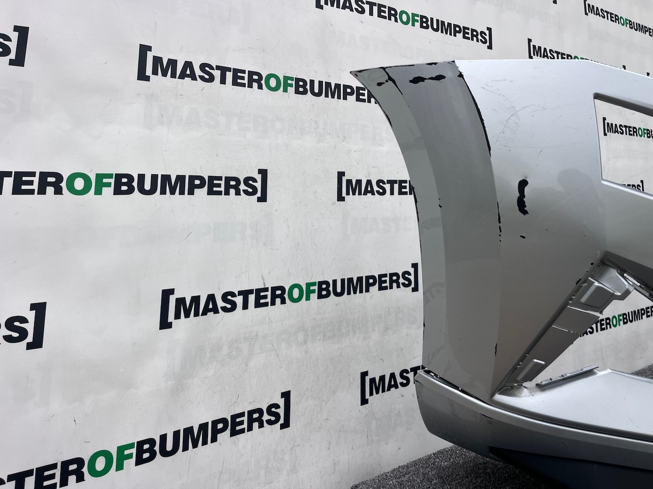 Skoda Karoq Sport Line Mk1 Lift 2022-2024 Front Bumper Pdc + Jets Genuine [s649]