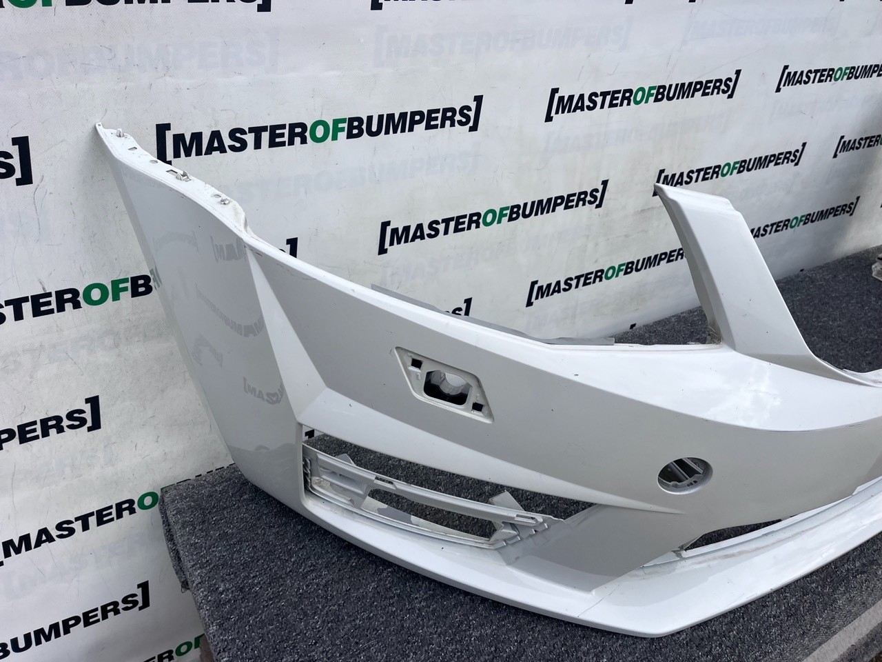 Skoda Octavia Vrs Mk3 2012-2016 Front Bumper No Pdc Jets Genuine [s563]
