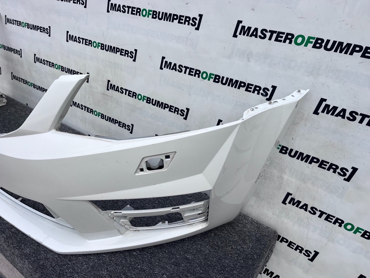 Skoda Octavia Vrs Mk3 2012-2016 Front Bumper No Pdc Jets Genuine [s563]