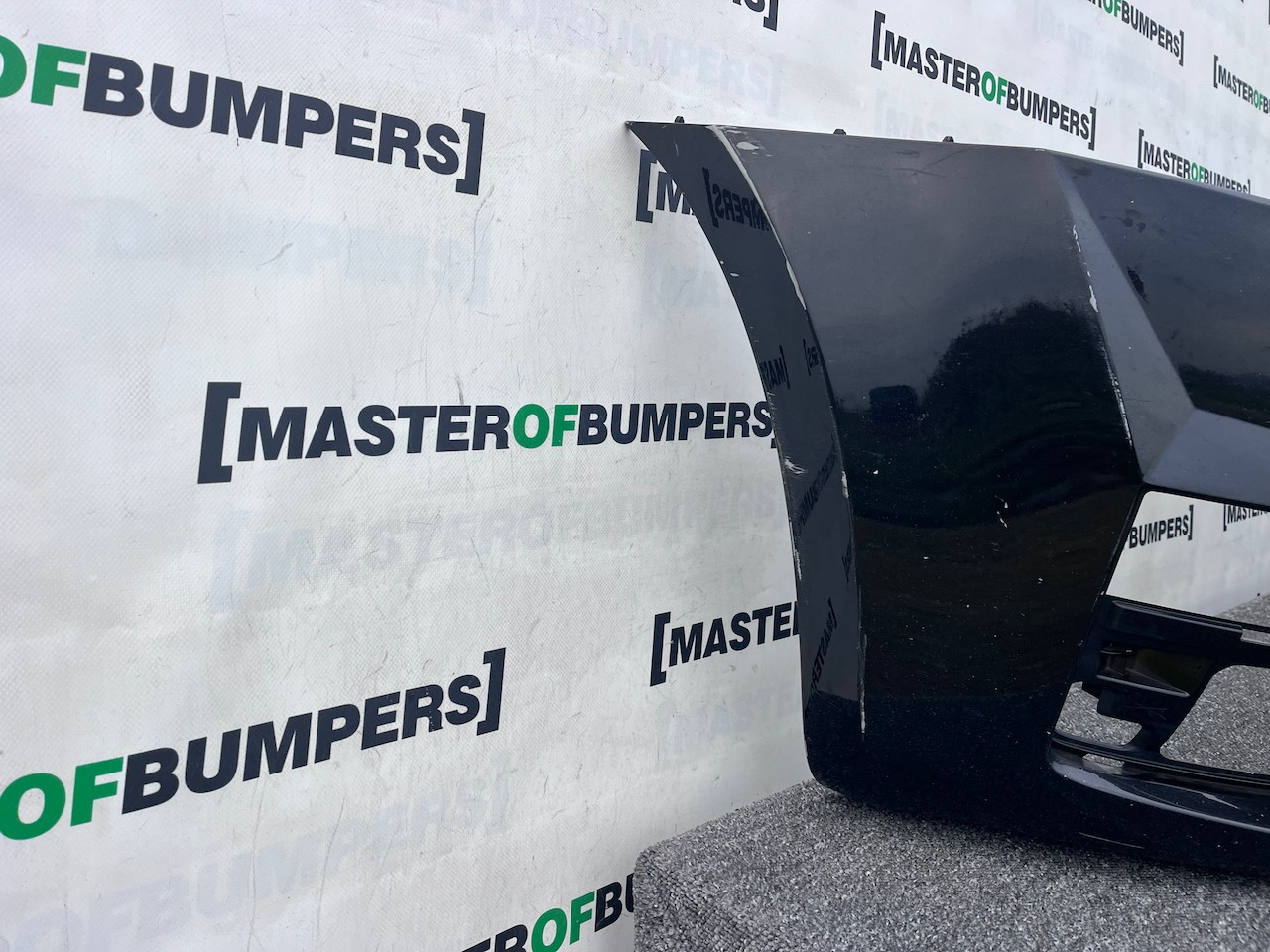 Skoda Octavia Vrs Mk3 Saloon Estate 2013-2016 Front Bumper 4 Pdc Genuine [s656]