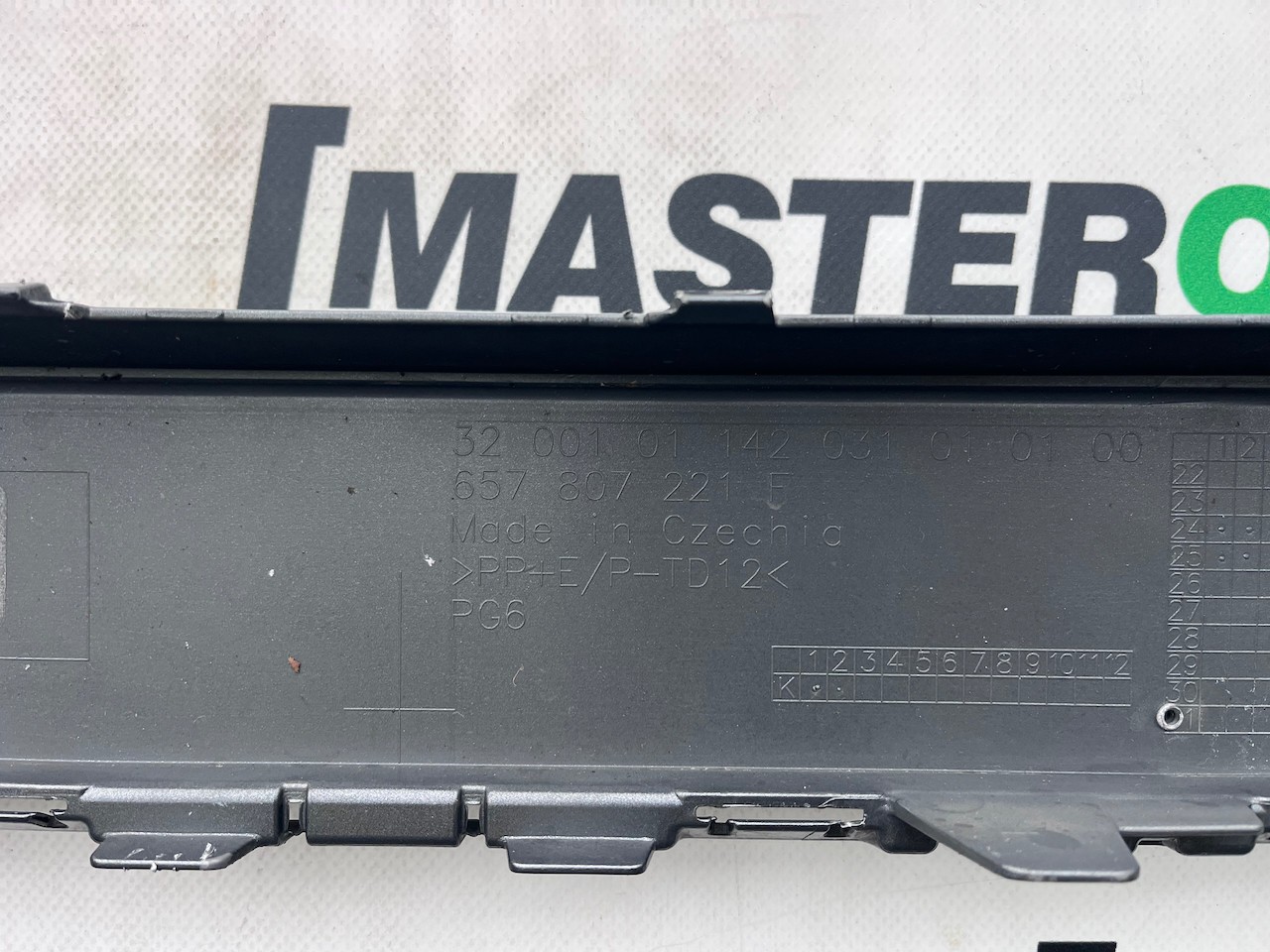 Skoda Scala Se Technology Hatchback 2024-on Front Bumper 4 Pdc Genuine [s659]