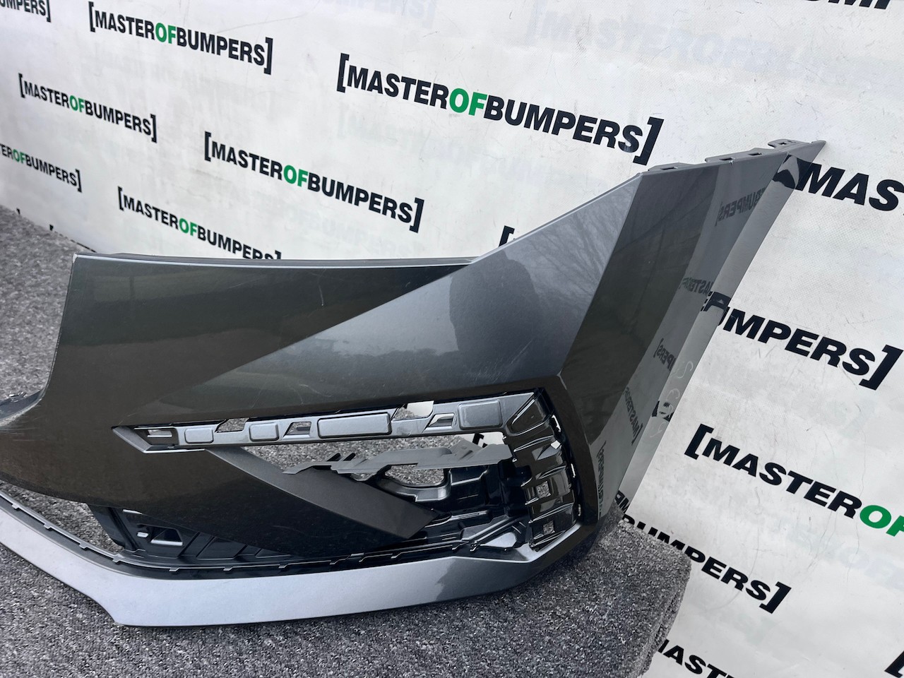 Skoda Scala Se Technology Hatchback 2024-on Front Bumper 4 Pdc Genuine [s659]